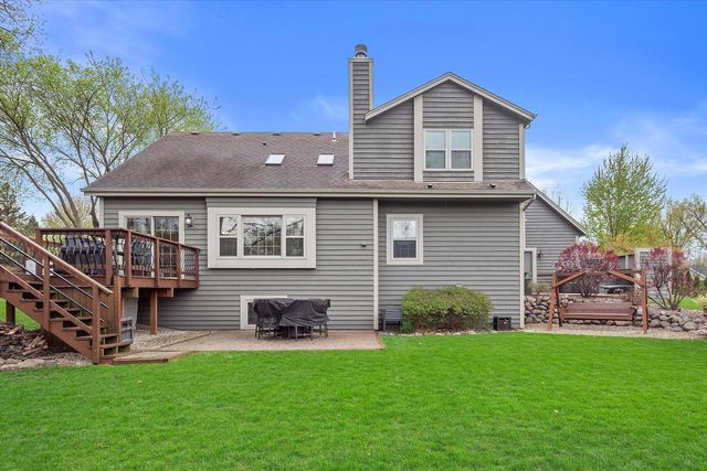 12355 Whitaker AVENUE, Greenfield, WI 53228