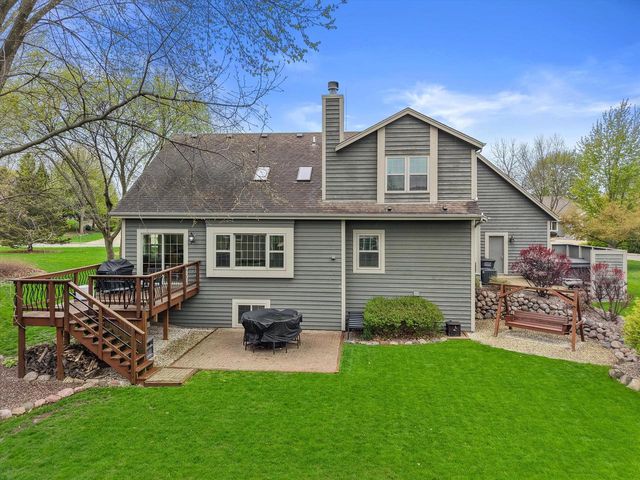 12355 Whitaker AVENUE, Greenfield, WI 53228