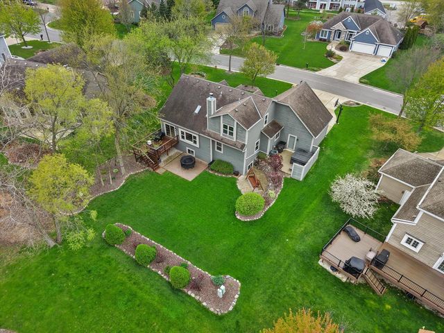 12355 Whitaker AVENUE, Greenfield, WI 53228