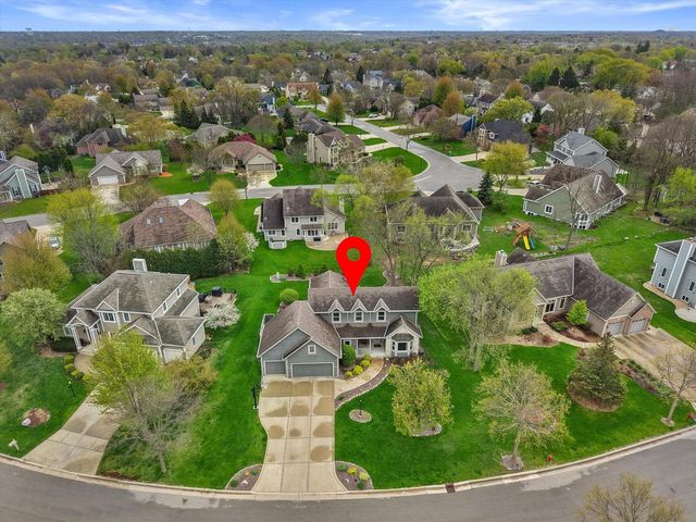 12355 Whitaker AVENUE, Greenfield, WI 53228