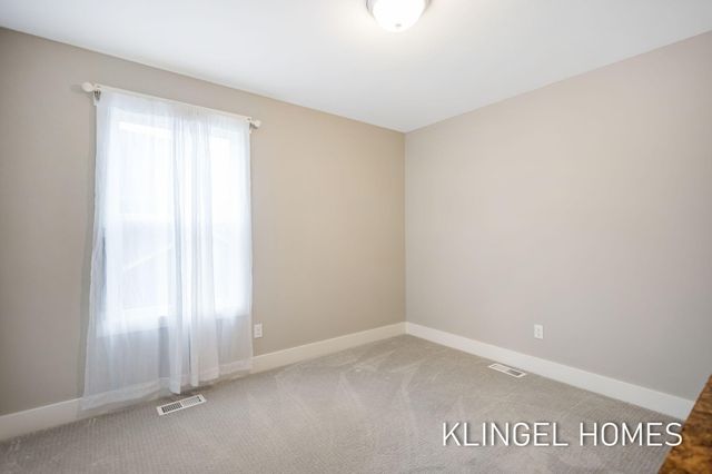 12694 Riverton Road, Grand Haven Twp, MI 49417