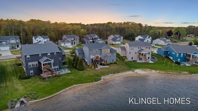 12694 Riverton Road, Grand Haven Twp, MI 49417