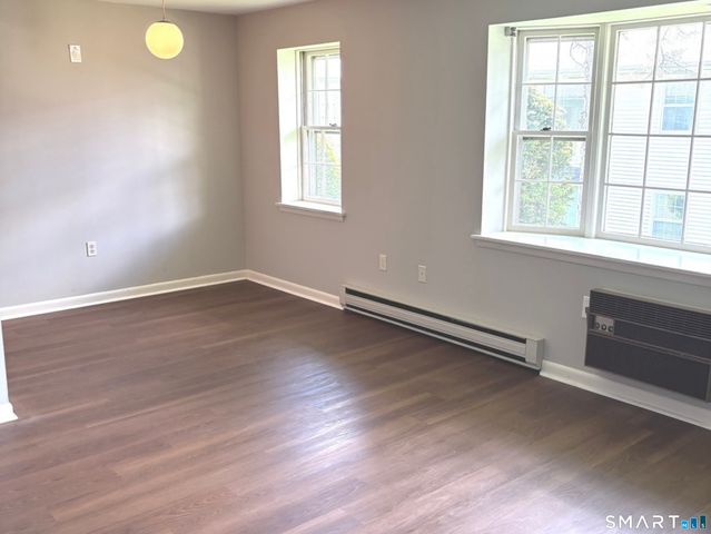 117 Shadow Lane B2, West Hartford, CT 06110