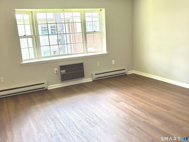 117 Shadow Lane B2, West Hartford, CT 06110