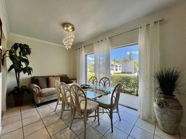 4201 S Ocean Boulevard, South Palm Beach, FL 33480