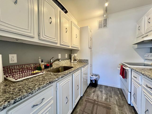 4201 S Ocean Boulevard, South Palm Beach, FL 33480