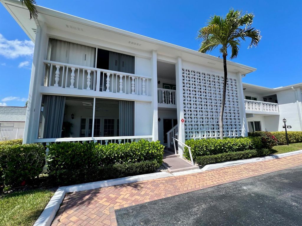 4201 S Ocean Boulevard, South Palm Beach, FL 33480
