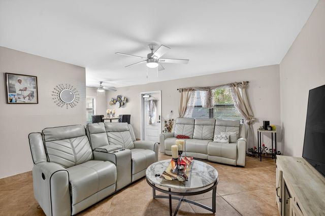 743 Burgundy P, Delray Beach, FL 33484