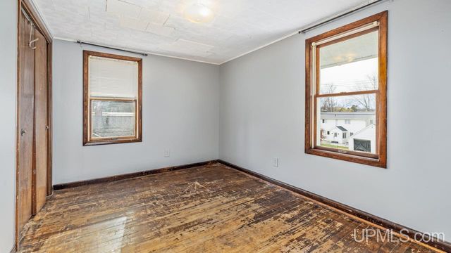 529 Harding Avenue, Kingsford, MI 49802