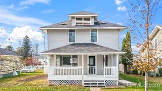 529 Harding Avenue, Kingsford, MI 49802