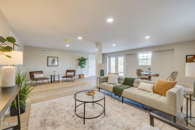 166 Ebenezer Road, Chuckey, TN 37641