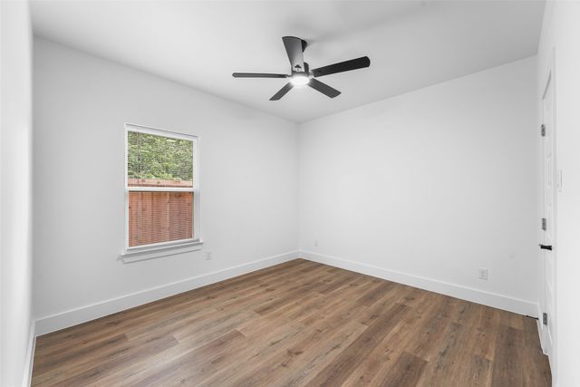510 Paradise Street, Fort Worth, TX 76111