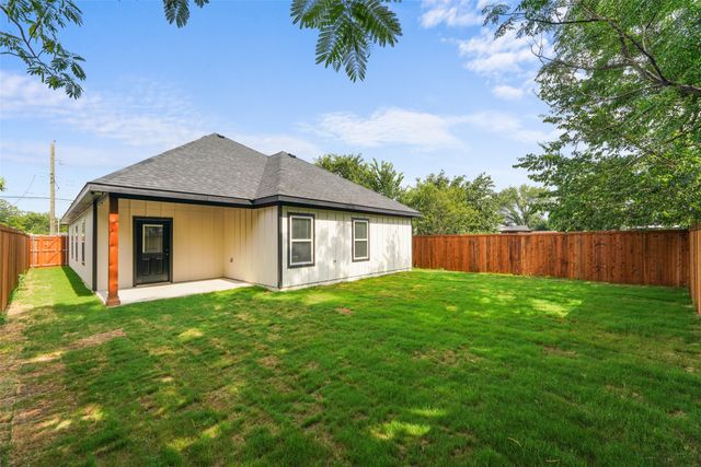 510 Paradise Street, Fort Worth, TX 76111