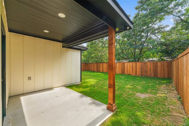 510 Paradise Street, Fort Worth, TX 76111