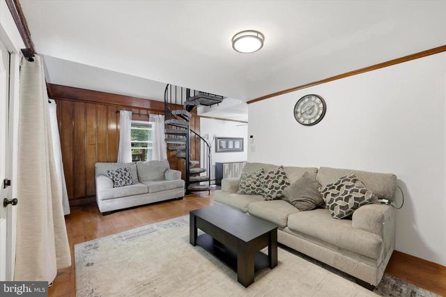 801 E PENN PINES BLVD, Aldan, PA 19018