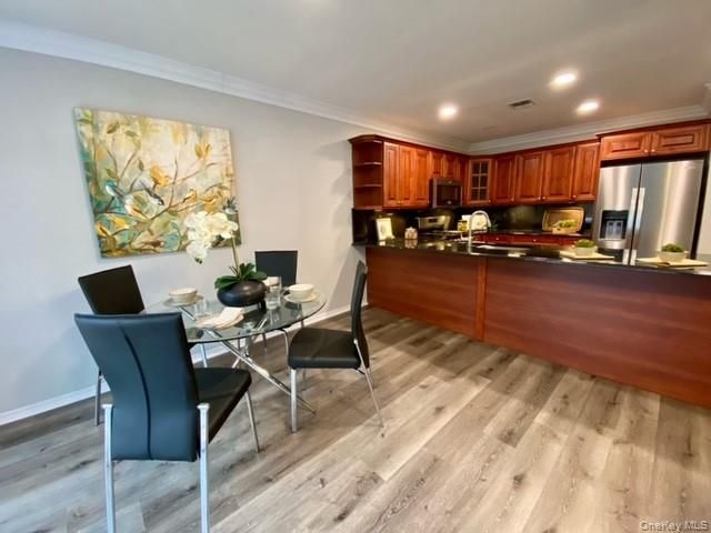 24 Neal 24, South Setauket, NY 11720