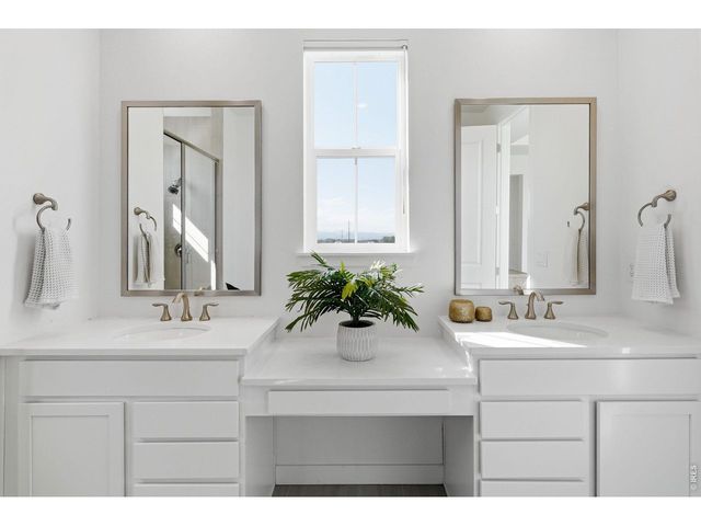 941 Wildrose Pl, Erie, CO 80516