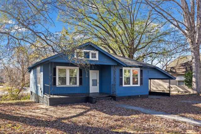 1127 W 5th Avenue, Gastonia, NC 28052