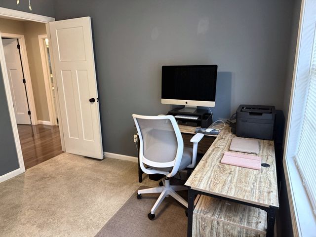152 Sargent St, Belchertown, MA 01007