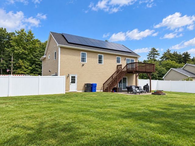 152 Sargent St, Belchertown, MA 01007