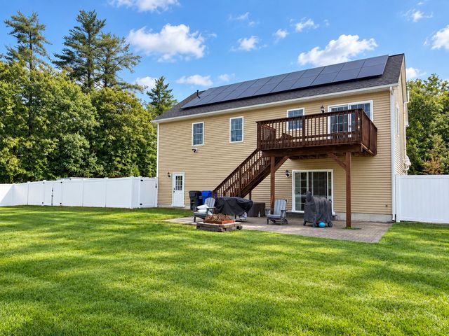 152 Sargent St, Belchertown, MA 01007