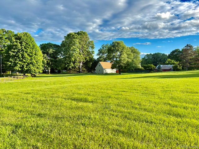 2303 Salt Point Turnpike, Clinton Corners, NY 12514