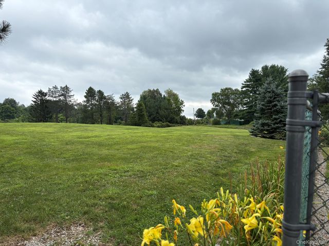 2303 Salt Point Turnpike, Clinton Corners, NY 12514