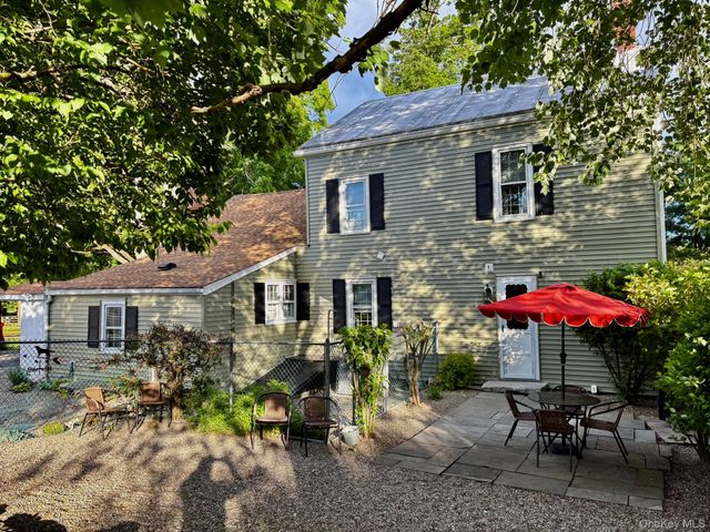 2303 Salt Point Turnpike, Clinton Corners, NY 12514