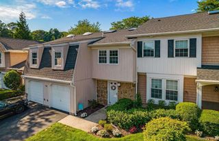 138 The Knoll, Syosset, NY 11791