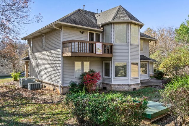 827 Crescent Dr, Cookeville, TN 38501