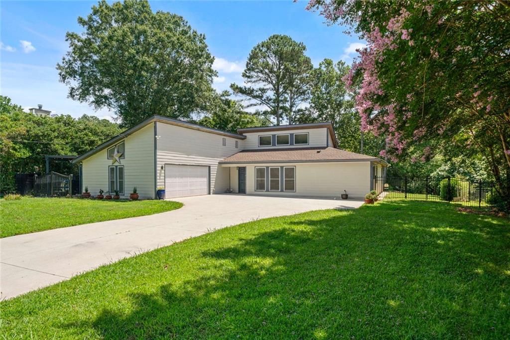 228 Arbour Way, Suwanee, GA 30024
