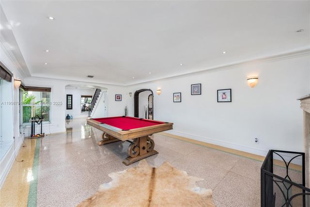 1051 NE 89th St, Miami, FL 33138