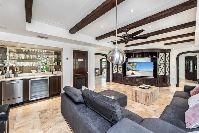 1051 NE 89th St, Miami, FL 33138