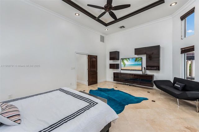 1051 NE 89th St, Miami, FL 33138