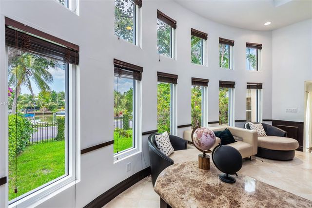 1051 NE 89th St, Miami, FL 33138