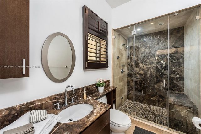 1051 NE 89th St, Miami, FL 33138