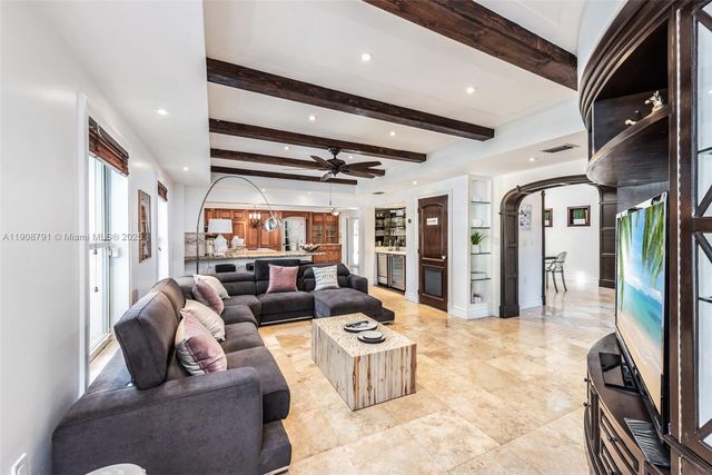 1051 NE 89th St, Miami, FL 33138