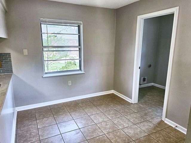 3040 Longwood Lane, Dickinson, TX 77539