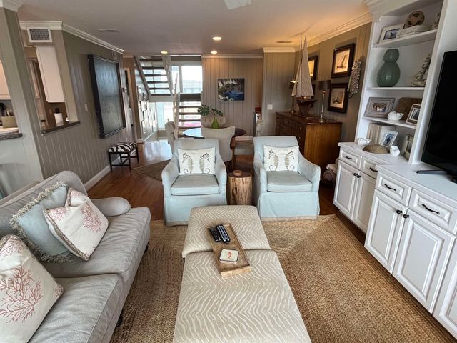 103 Inlet Point Dr., Pawleys Island, SC 29585