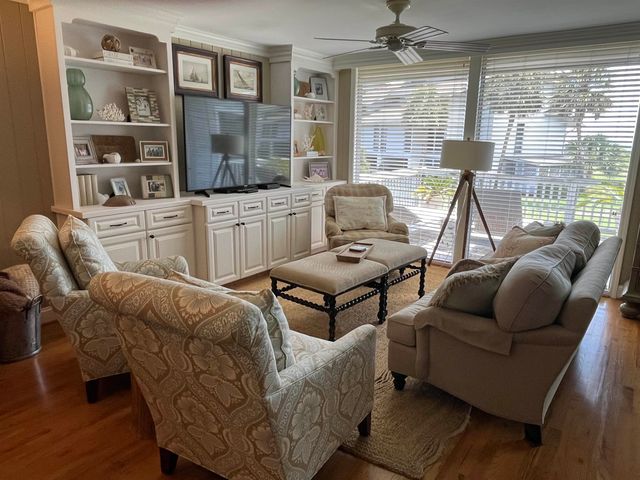 103 Inlet Point Dr., Pawleys Island, SC 29585