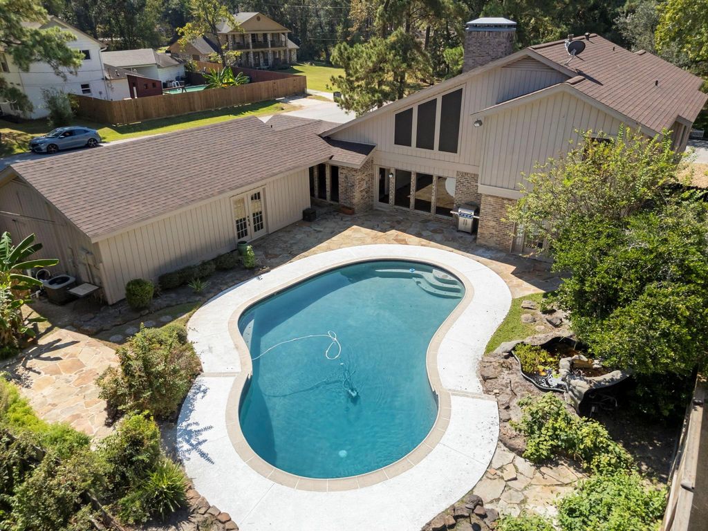 217 Virginia Lane, Conroe, TX 77304