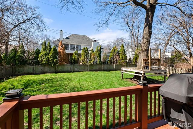 1635 Dearborn Drive, Warson Woods, MO 63122