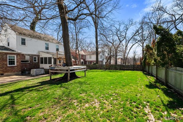 1635 Dearborn Drive, Warson Woods, MO 63122