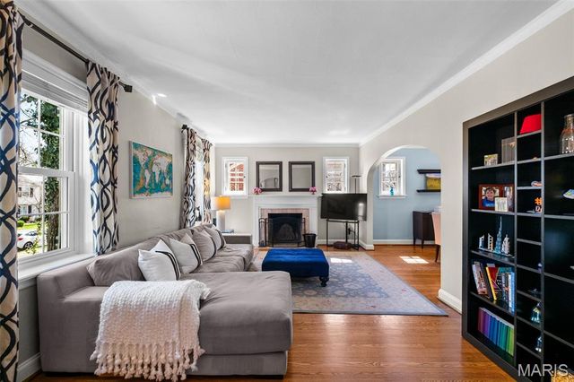 1635 Dearborn Drive, Warson Woods, MO 63122