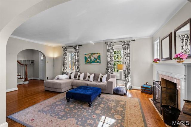 1635 Dearborn Drive, Warson Woods, MO 63122