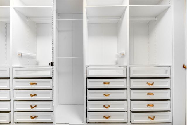 1904 Nursery Road, The Woodlands, TX 77380