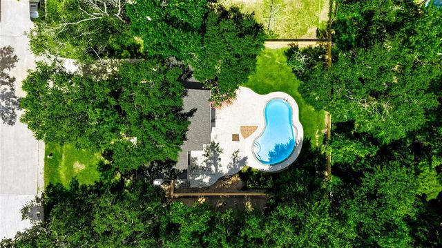 1904 Nursery Road, The Woodlands, TX 77380