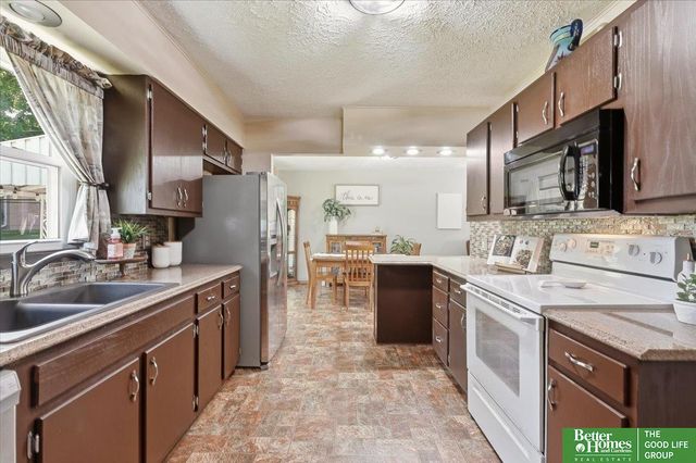 3109 N 97 Street, Omaha, NE 68134