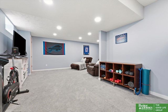 3109 N 97 Street, Omaha, NE 68134