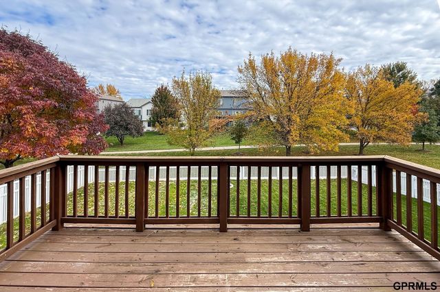 4827 S 187Th Avenue, Omaha, NE 68135